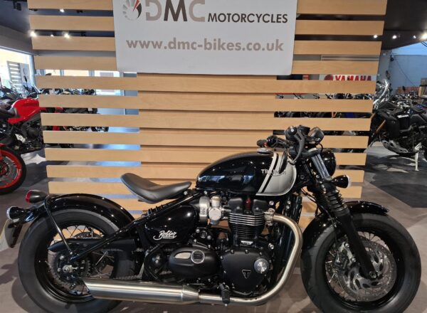 Triumph Bonneville Bobber 73 / 23 only 924 Miles, Warranty until september 2025